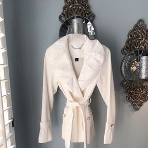 White House black market never been worn jacket.